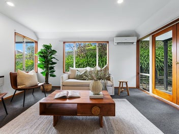 2/118 Centaurus Road, Huntsbury, Christchurch