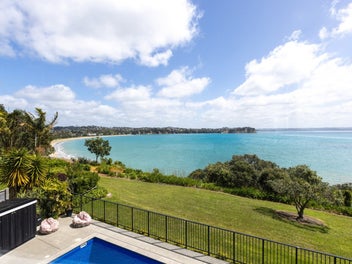 32 Tindalls Bay Road, Tindalls Beach, Whangaparaoa