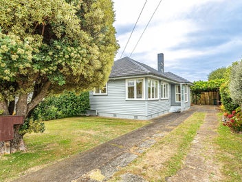 22 Selwyn Crescent, College Estate, Whanganui