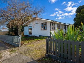 8 Einstein Street, Outer Kaiti, Gisborne