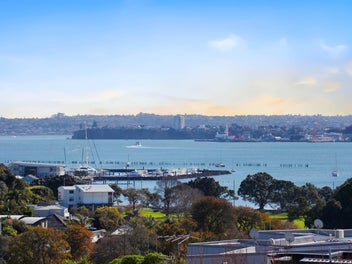 13 Ngake Street, Orakei, Auckland