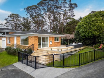1/28A Ravenwood Drive, Forrest Hill, Auckland