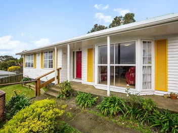 472 Warspite Avenue, Ascot Park, Porirua