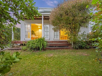 20 Birdwood Avenue, Beckenham, Christchurch