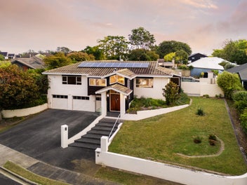 8 Crowden Place, Harrowfield, Hamilton