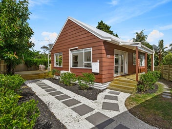 2/25 Lucinda Place, Glen Eden, Auckland