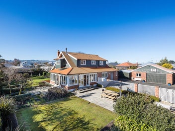 370 Bay View Road, Saint Clair, Dunedin