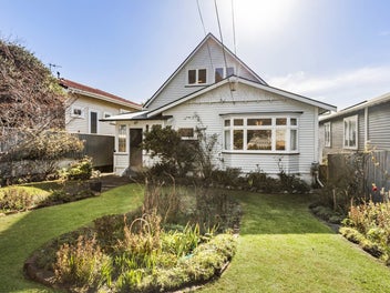7 Pinnacle Street, Seatoun, Wellington