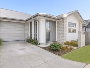 3 Tractor Way, Papamoa