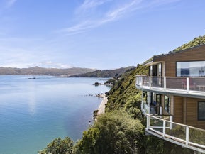 55 Ferry Road, Days Bay, Lower Hutt