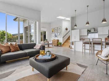 16 George Street, Surfdale, Waiheke Island