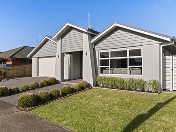 304 Carmichael Road, Brookfield, Tauranga