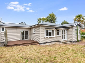 74 Brockworth Place, Riccarton, Christchurch