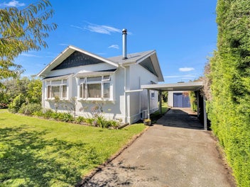 13 Ross Street, Marton