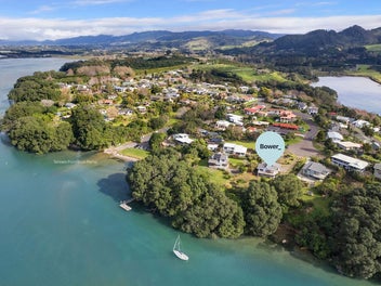 22 Giles Way, Katikati