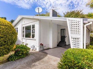 4 Silverbirch Grove, Churton Park, Wellington