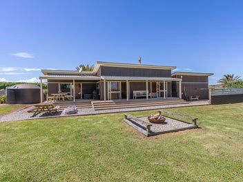 77 Anglers Avenue, New Plymouth