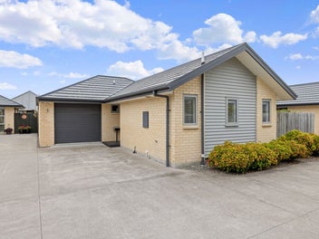 2/51 Barrington Street, Somerfield, Christchurch