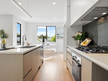 144 Oaktree Avenue, Browns Bay, Auckland