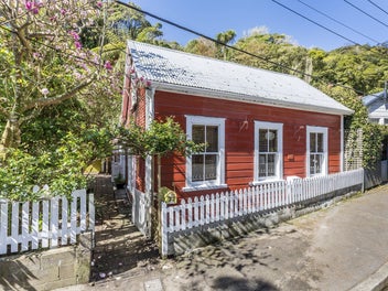 77 Holloway Road, Aro Valley, Wellington