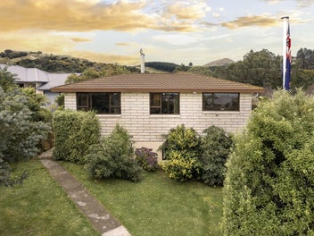 3 Kayforce Road, Ocean View, Dunedin