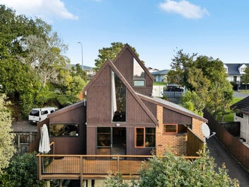 95 Dinsdale Road, Dinsdale, Hamilton