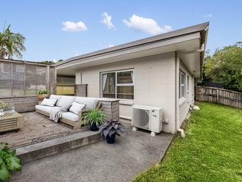 1/2 Flavia Close, Torbay, Auckland