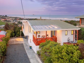 6 Bennett Road, Ocean View, Dunedin