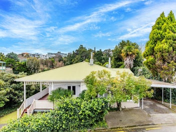 65 Shakespeare Road, Bluff Hill, Napier
