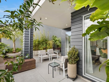 2/110 Hobsonville Point Road, Hobsonville, Auckland