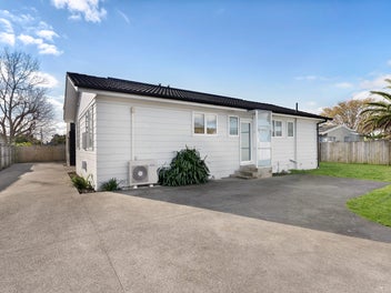 14 Hilda Road, Favona, Auckland
