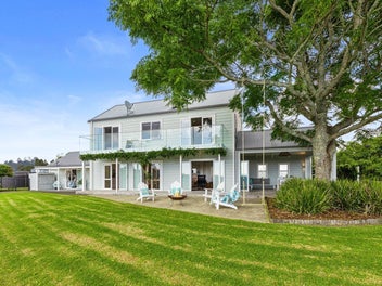 207 Rocky Cutting Road, Tauranga