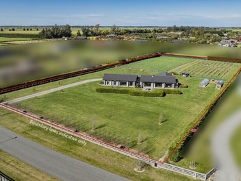 74 Crozier Drive, Kirwee