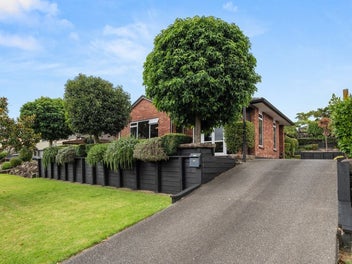 24 Cotswold Place, Ohauiti, Tauranga