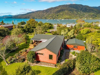 12 Tirimoana Terrace, Anakiwa, Picton