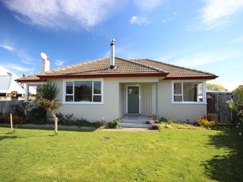 3 Graham Place, West End, Palmerston North