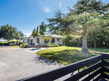 807 Kaimatarau Road, Palmerston North