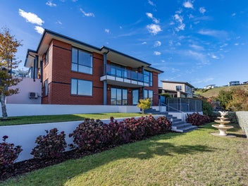 14 Sedbergh Place, Westmorland, Christchurch