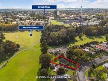 43 Wilsher Crescent, Henderson, Auckland