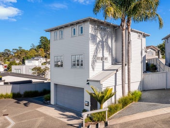 8/9 Georgia Terrace, Albany, Auckland