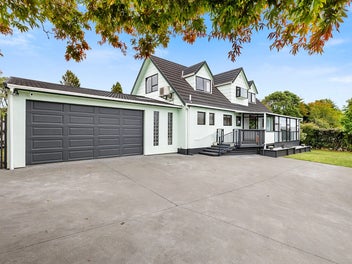 14 Winstone Place, Highlands Park, New Plymouth