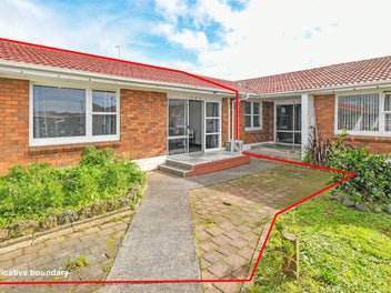 4/12 Reagan Road, Papatoetoe, Auckland