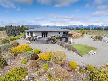 1085C Hillside Manapouri Road, Manapouri, Te Anau