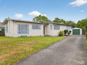 36 Abraham Crescent, Milson, Palmerston North