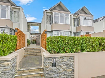 12/6 Harts Creek Lane, Northwood, Christchurch