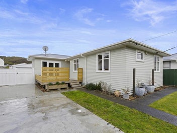6 Benge Crescent, Clouston Park, Upper Hutt