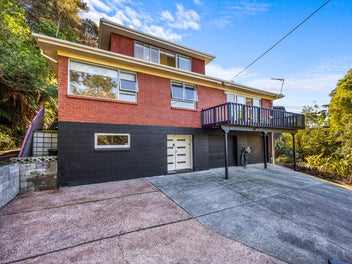 34 Rauhuia Crescent, Parau, Auckland
