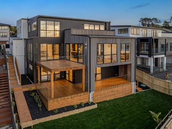 9 Michael Richard Place, East Tamaki Heights, Auckland