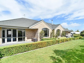34 Oregon Place, Burwood, Christchurch