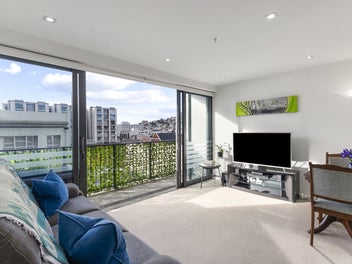 62/13 College Street, Te Aro, Wellington